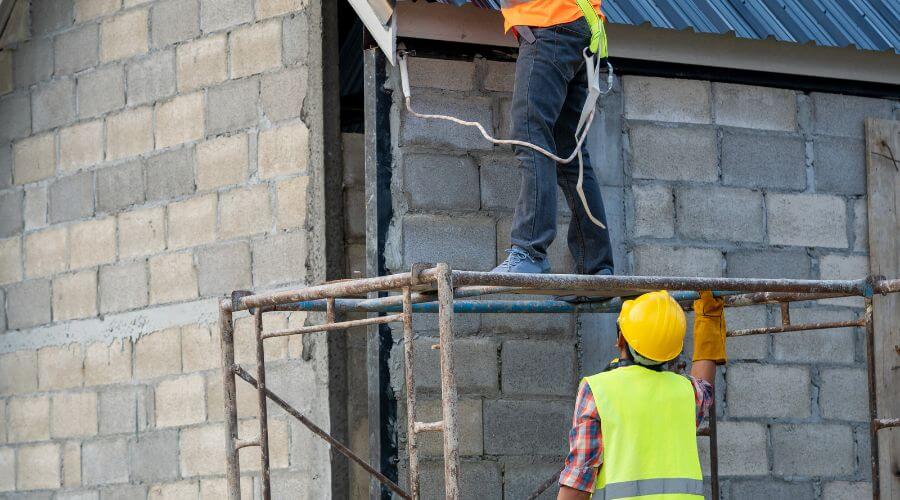 Expert Emergency Roof Repairs services in New Richmond, IN